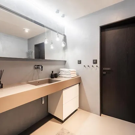 Boutique Old Town Loft With A/c Praag