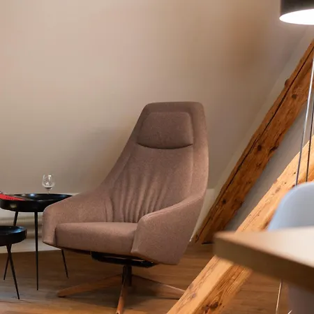 Boutique Old Town Loft With A/c