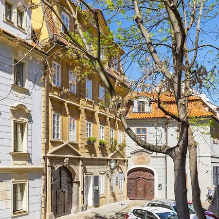 Appartement Boutique Old Town Loft With A/c *