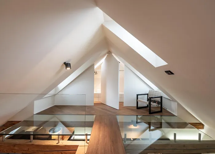 Boutique Old Town Loft With Ac Prag