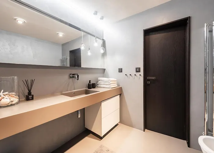 Boutique Old Town Loft With Ac Praga