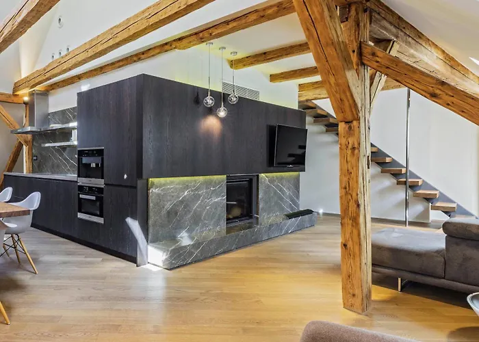 Boutique Old Town Loft With Ac Praga